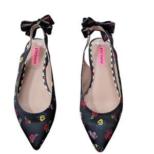 Betsey Johnson Floral Slingback Flats with Bow Detail Size 9.5 Black
